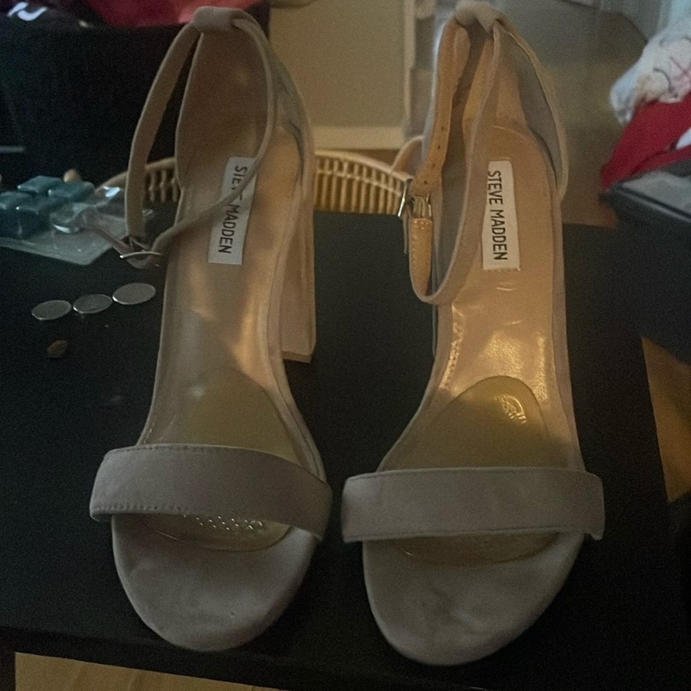 Dress shoes